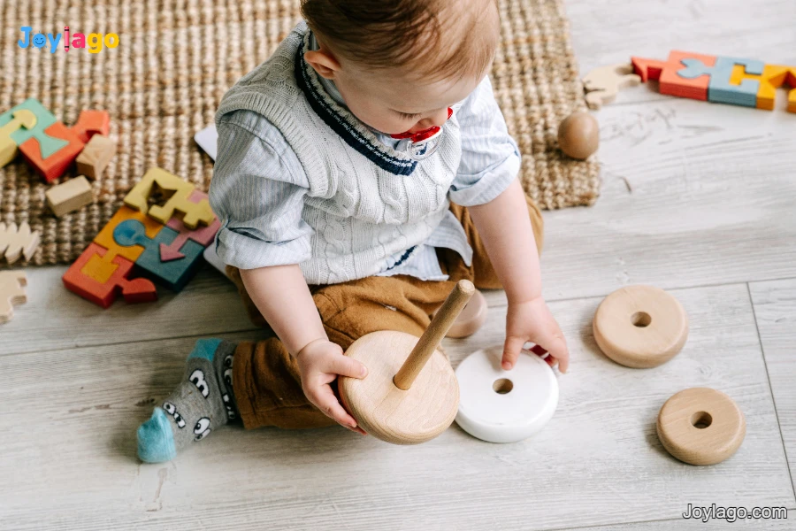 So Sánh 3 Phương Pháp Montessori, Glenn Doman & Reggio Emilia 2 bai tap montessori 2 3 tuoi giup con ren ky nang tu lap tai nha